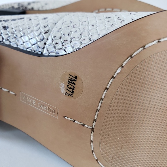 Vince Camuto women's snakeskin-style loafers size 7M - Picture 7 of 10